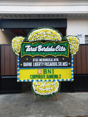 Papan Bunga Duka di Tarabintang