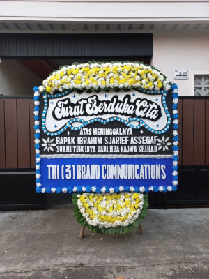 Papan Bunga Duka di Tarabintang